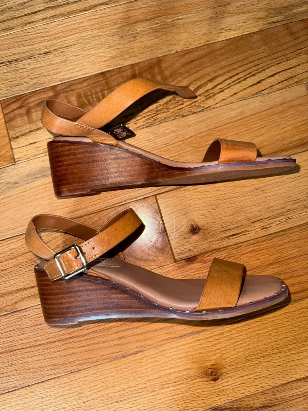 Steve Madden Tan Leather Wedge Sandals